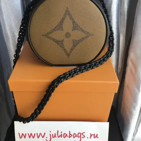 BC VUITTON BOURSICOT LOUIS 0513